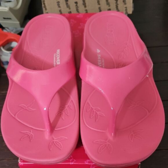 Alegria Fuchsia Gloss Sandals - Picture 1 of 5